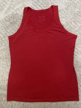 Patagonia Red Racerback Tank Top - Sleek Everyday Layer Size M